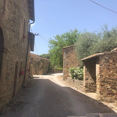 Borgo Villa A Tolli Castelnuovo dellʼAbate Buitenkant foto
